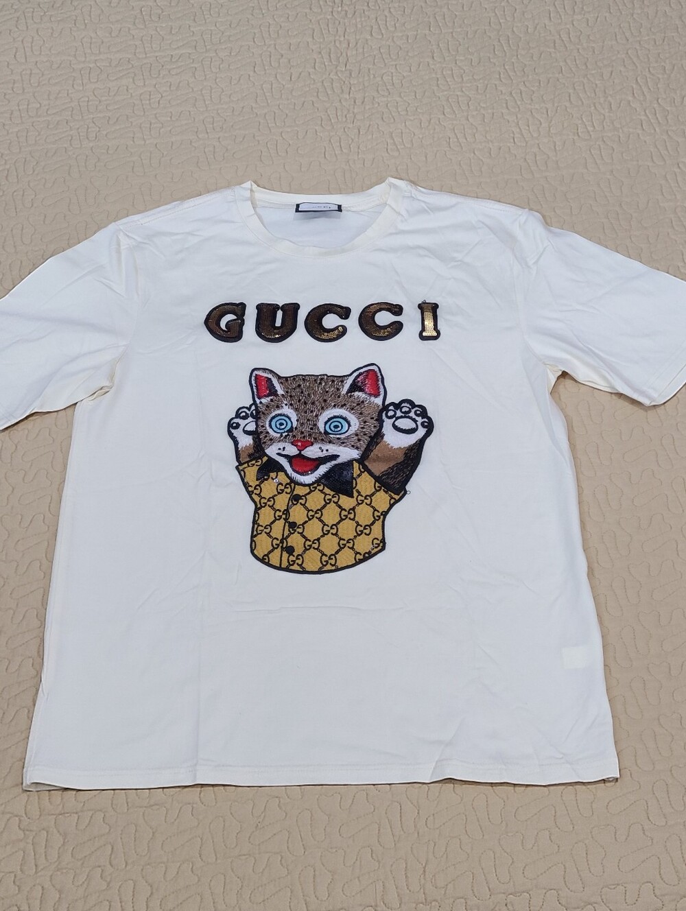 Happy Cat designer T shirt size M